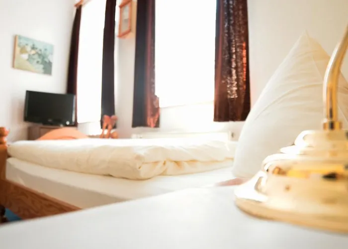 Am Alten Markt 3* Halle (Saale)